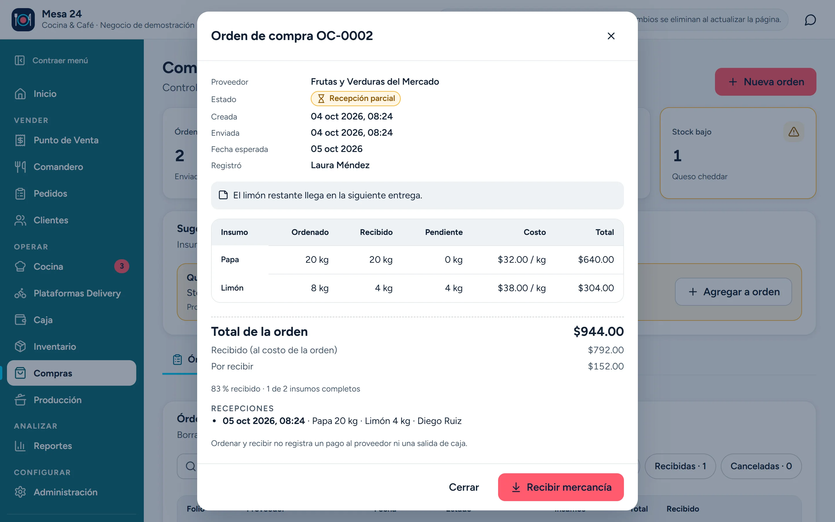 Orden de compra con recepción parcial: cantidades ordenadas, recibidas y pendientes.